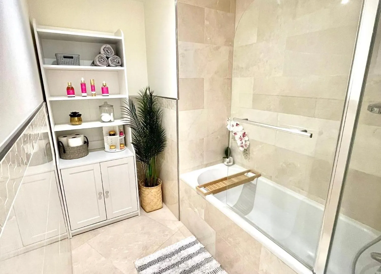 22Nd Floor Luxury City Centre Apartment Белфаст