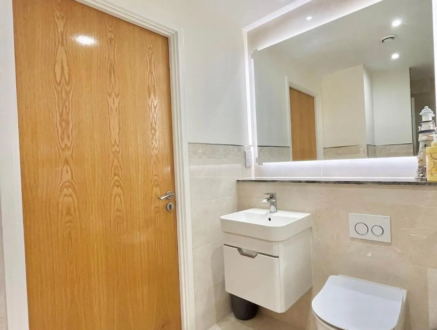 22Nd Floor Luxury City Centre Apartment Белфаст Великобритания