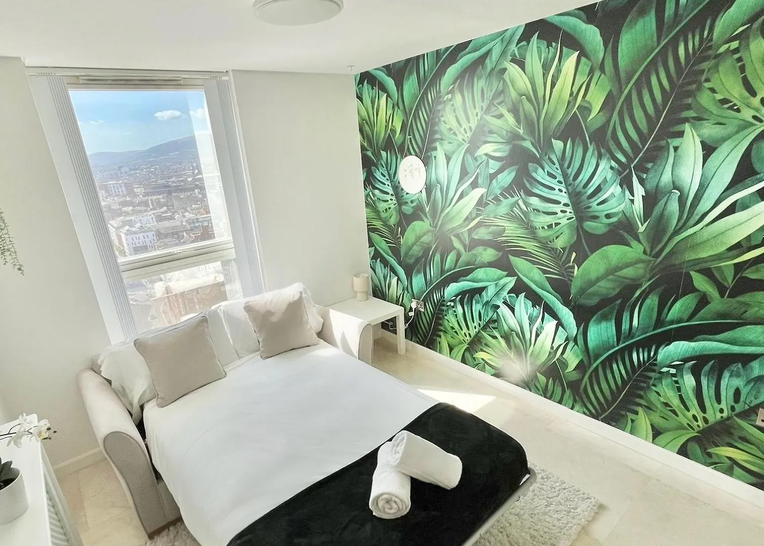 22Nd Floor Luxury City Centre Apartment 贝尔法斯特